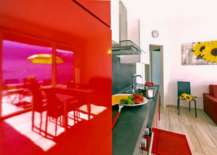 Aparthotel La Collinetta 4*