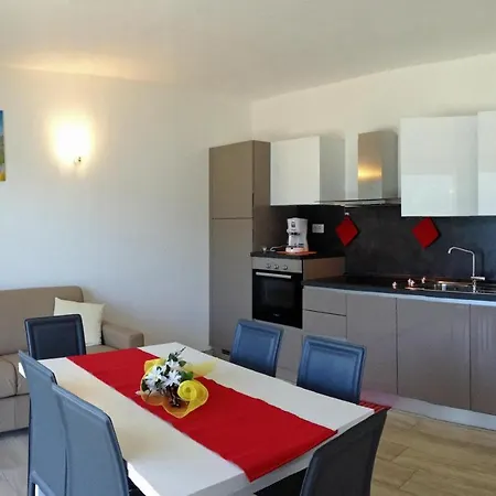 شقة فندقية La Collinetta 4*